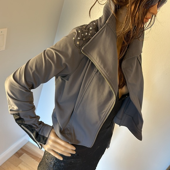 Bodyrock Sports Bomber jacket with shoulder details - Picture 7 of 7